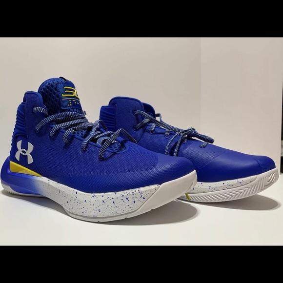 Under Armour Other - under armour curry 3zero blue and yellow